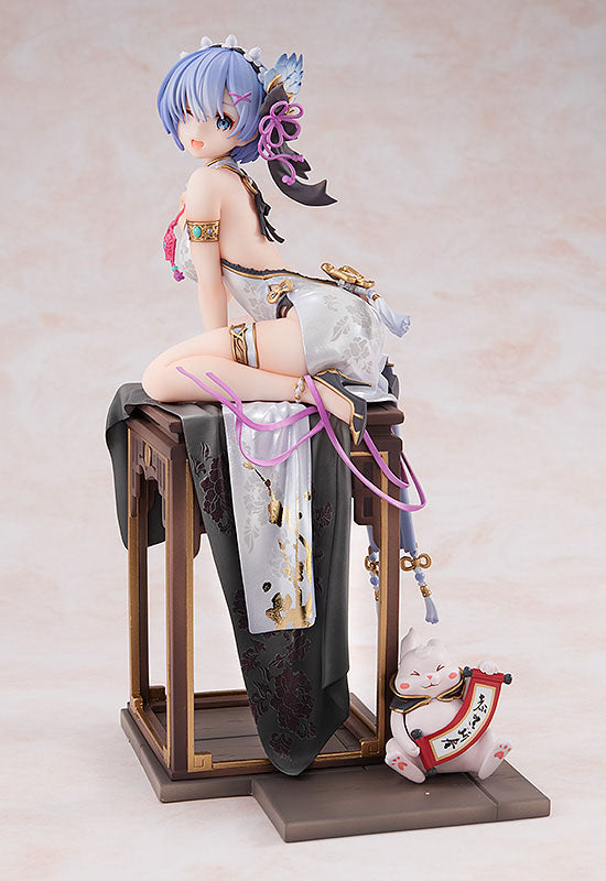 Rem: Graceful Beauty Ver. Kadokawa