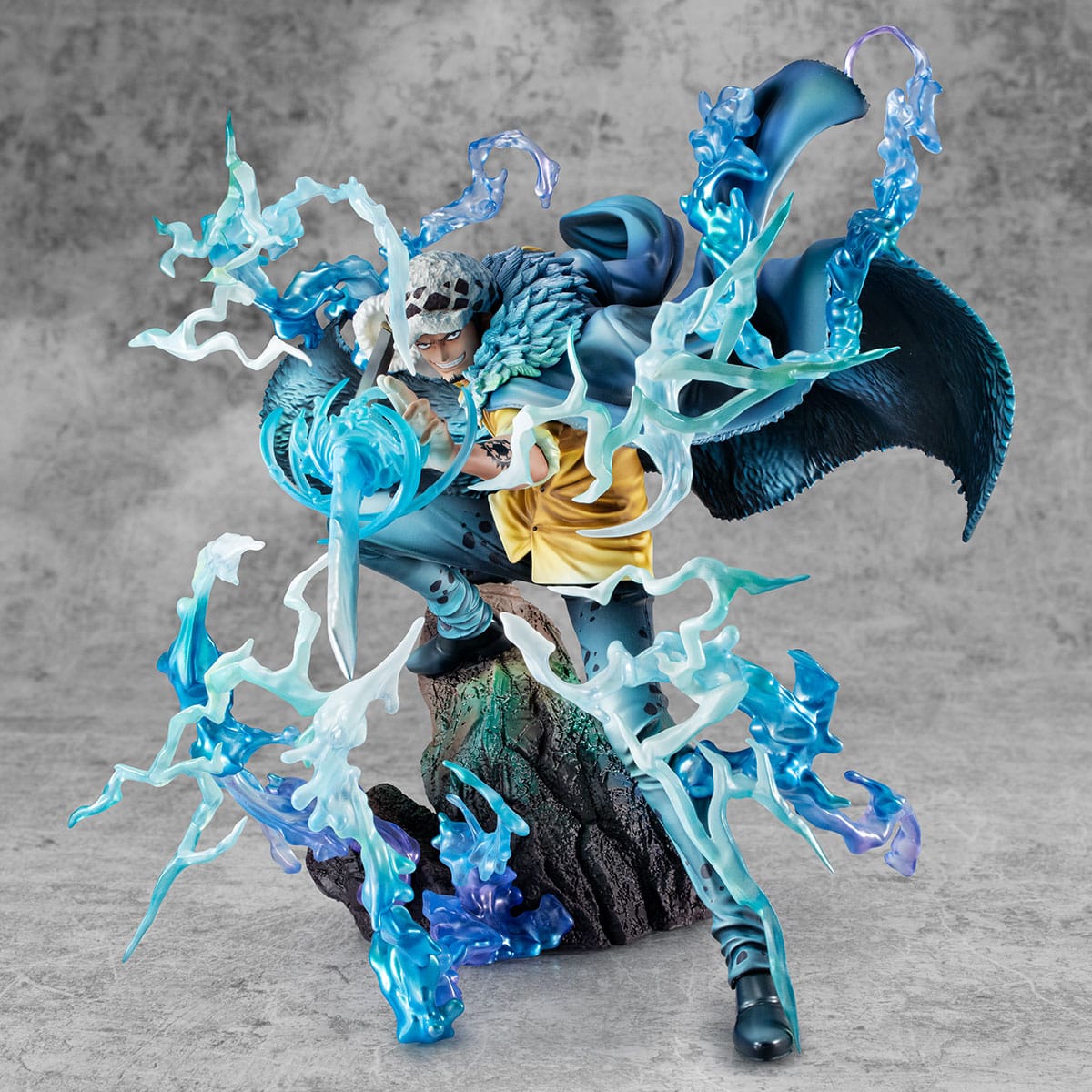 Trafalgar Law The Surgeon of Death Awaken Ver. MegaHouse - Anime Figuren günstig kaufen