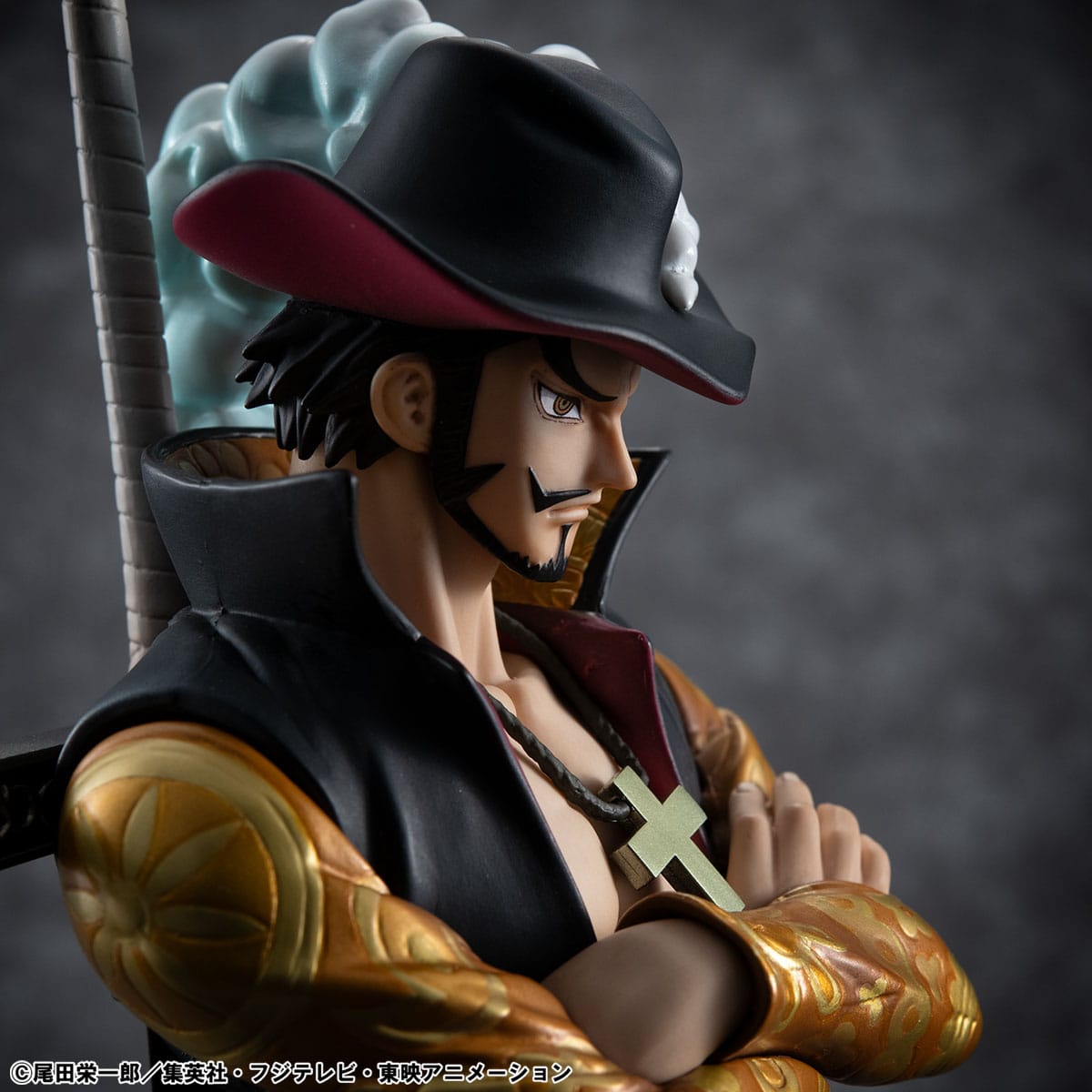 Hawk Eye Dracule Mihawk Ver. R P.O.P SA-MAXIMUM MegaHouse