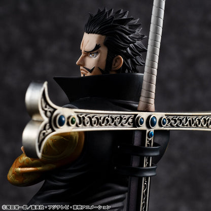 Hawk Eye Dracule Mihawk Ver. R P.O.P SA-MAXIMUM MegaHouse