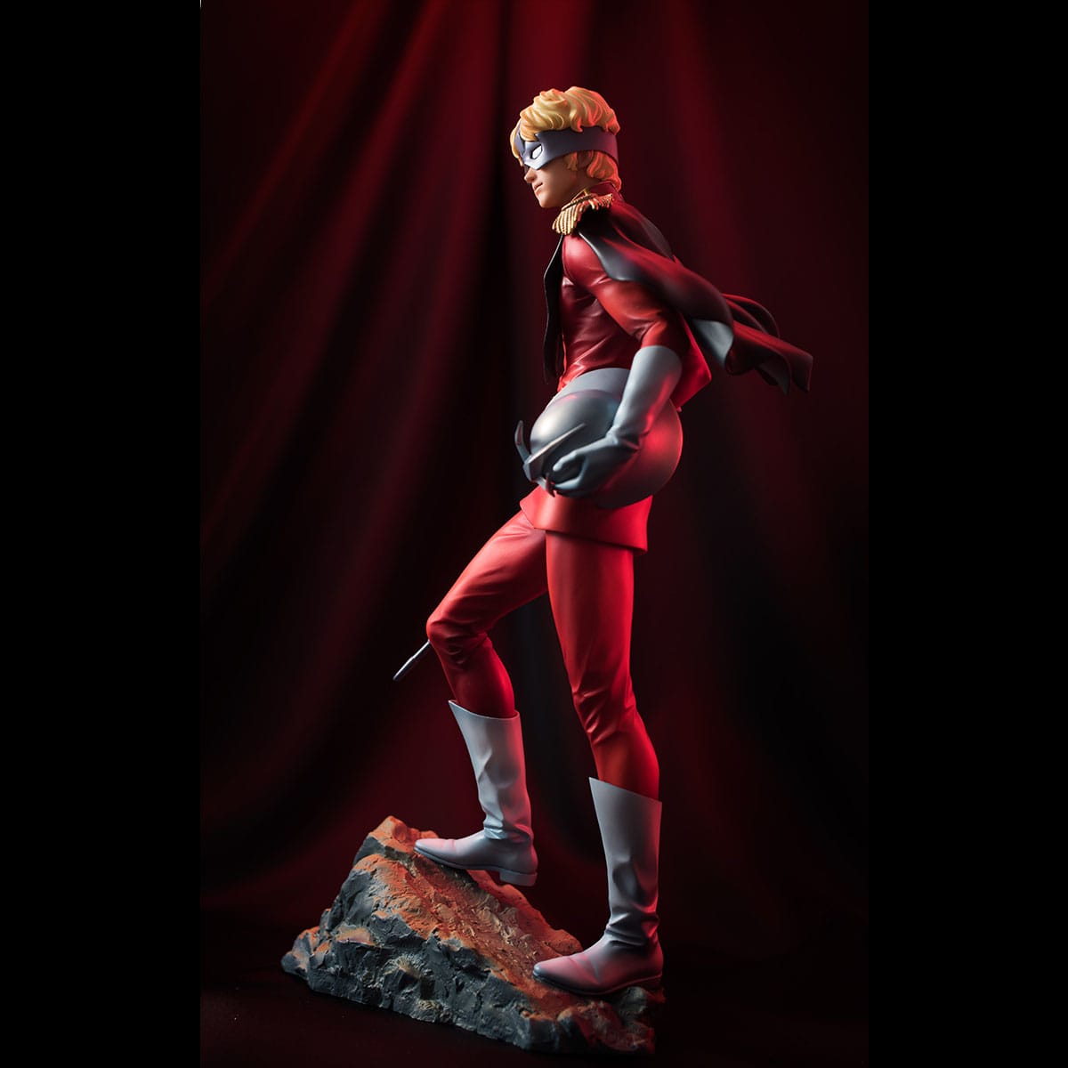 Char Aznable GGG MegaHouse