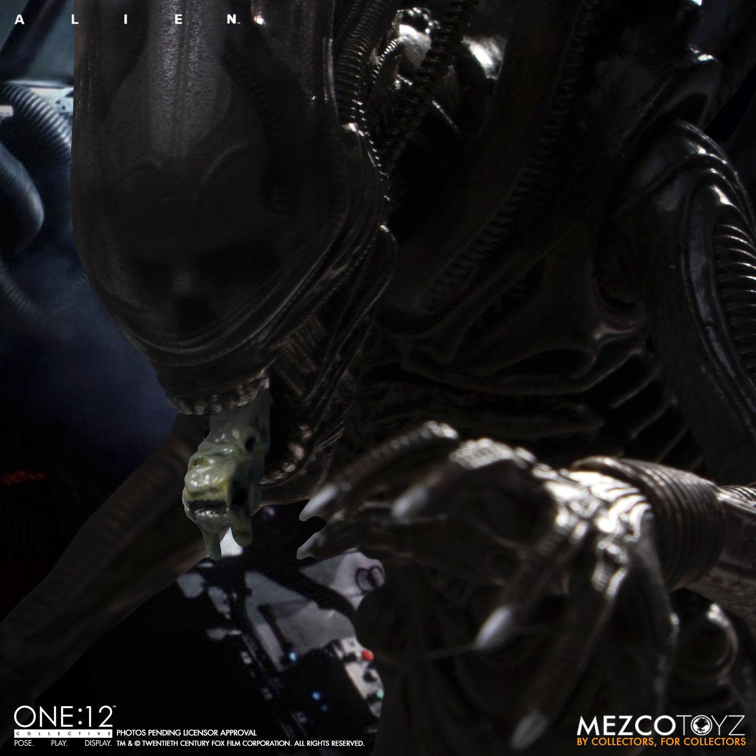 Alien - Alien Actionfigur - Mezco - Anime Figuren günstig kaufen