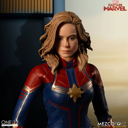 Captain Marvel Actionfigur von Mezco - Anime Figuren günstig kaufen