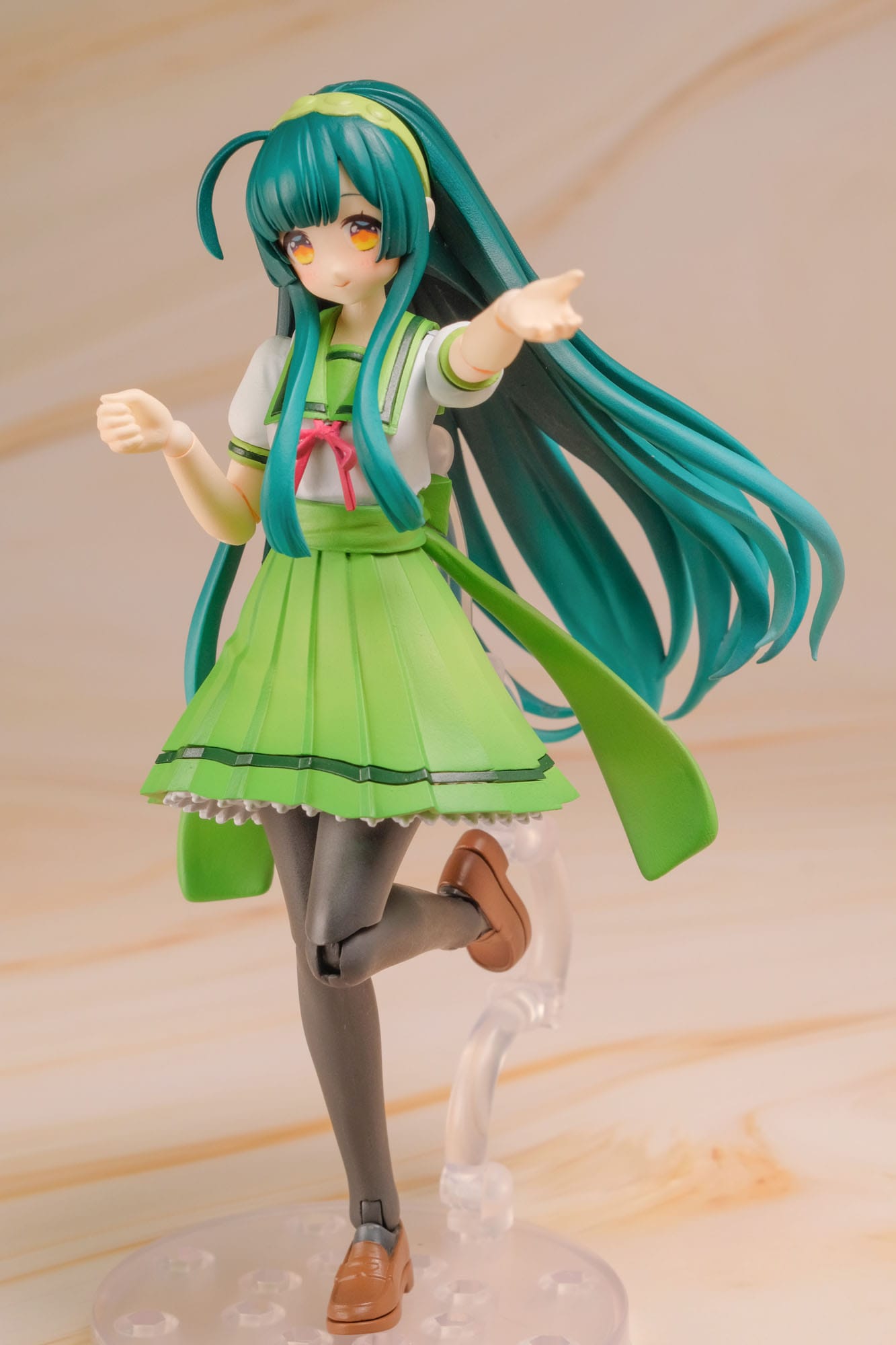 Tohoku Zunko DX Ver. Plastic Model Kit Plum