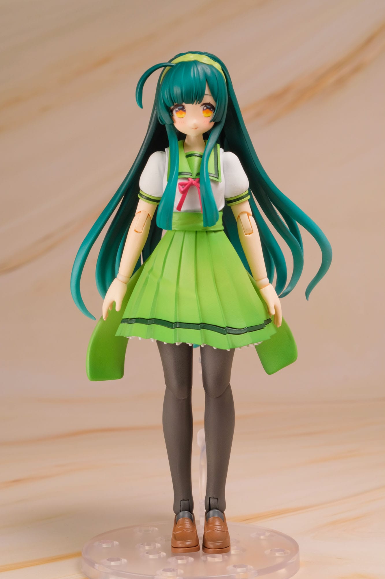 Tohoku Zunko DX Ver. Plastic Model Kit Plum