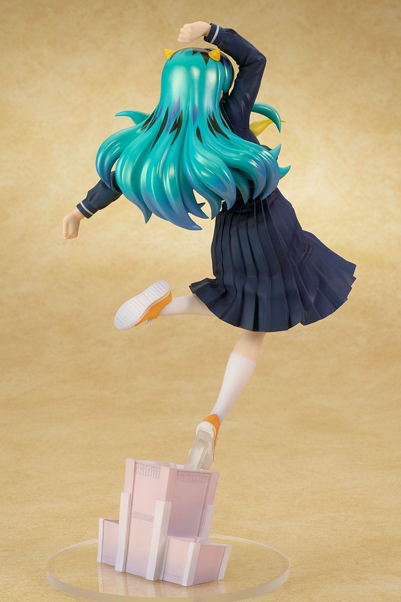 Lum Uniform Ver. Urusei Yatsura Ques Q