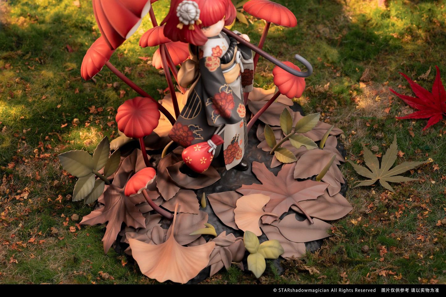 No.6 Marasmius Haematocephalus Mushroom Girls Reverse Studio