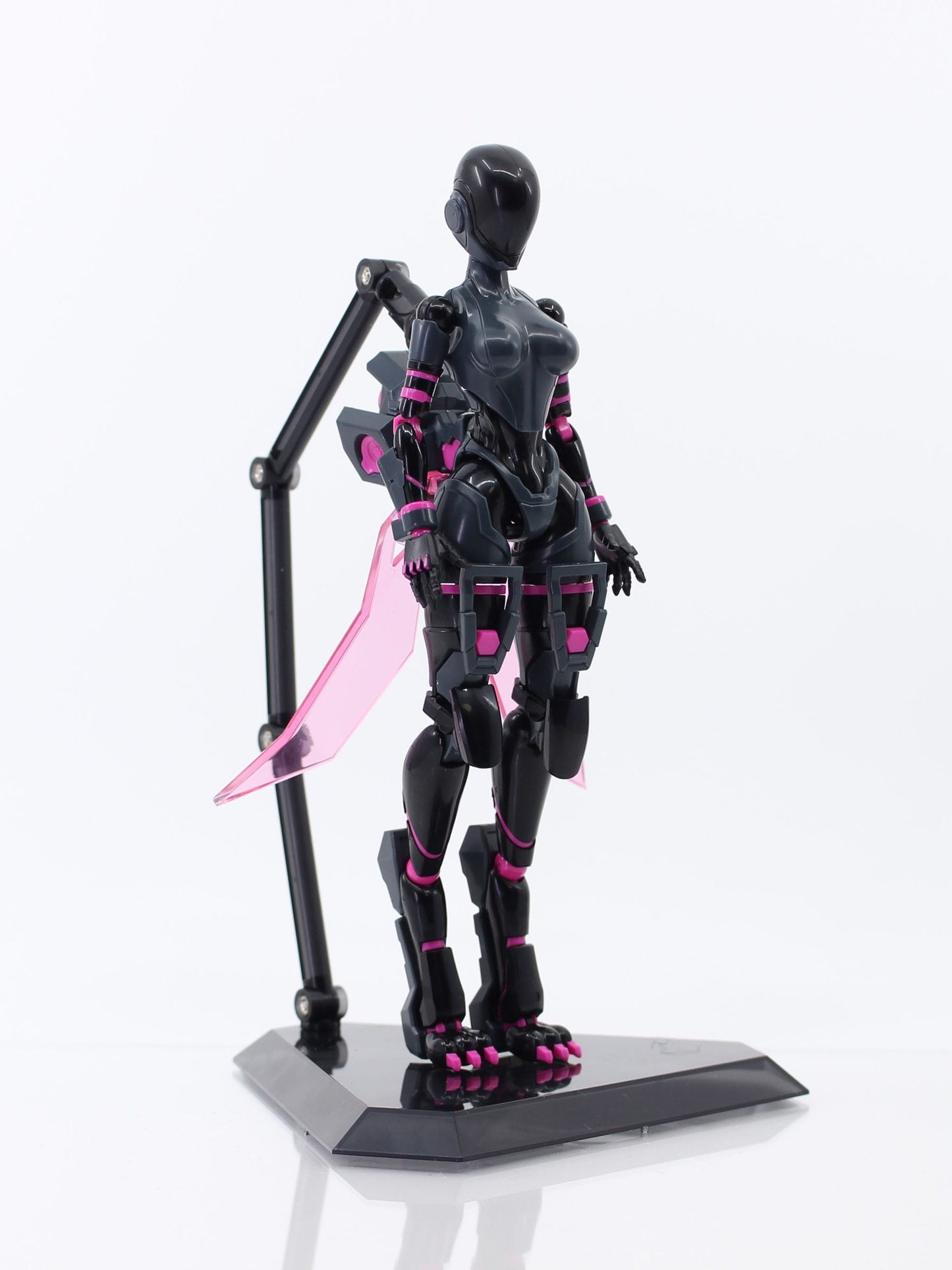 Vio the Rabbit SP Plastic Model Kit Sentinel