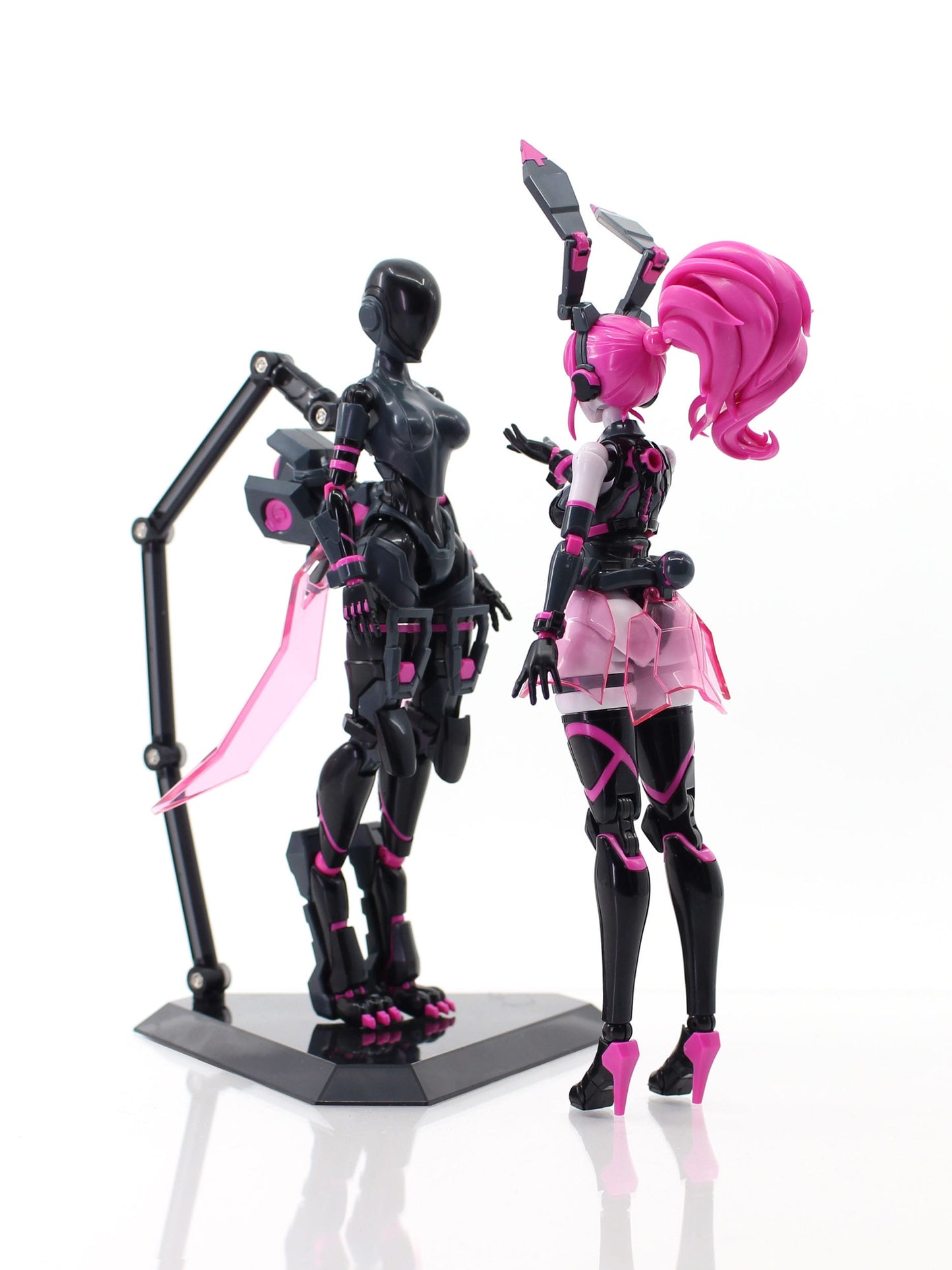 Vio the Rabbit SP Plastic Model Kit Sentinel