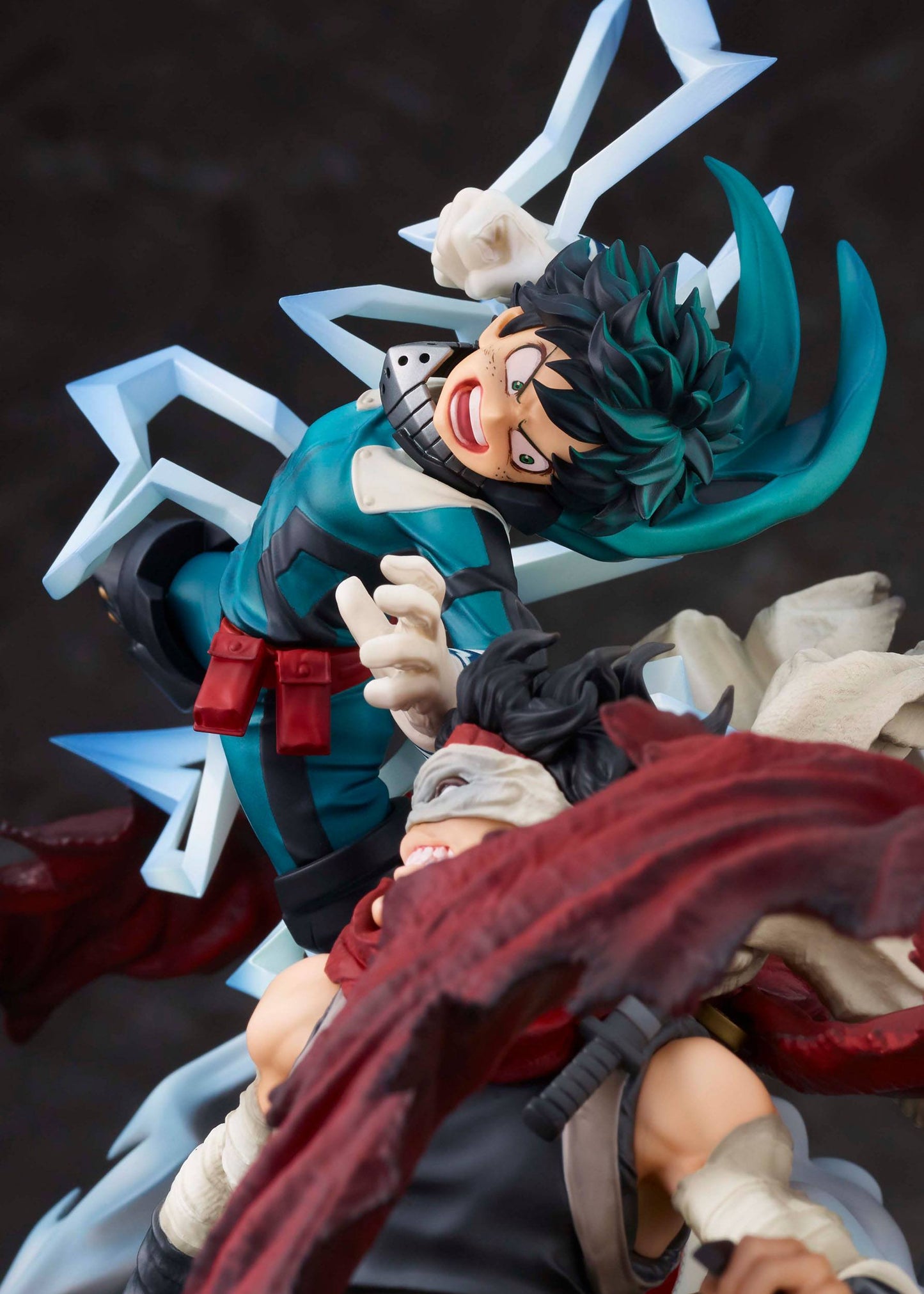 My Hero Academia Statue: Izuku Midoriya vs. Stain - Takara Tomy