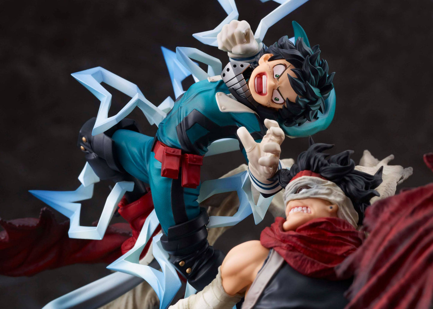 My Hero Academia Statue: Izuku Midoriya vs. Stain - Takara Tomy