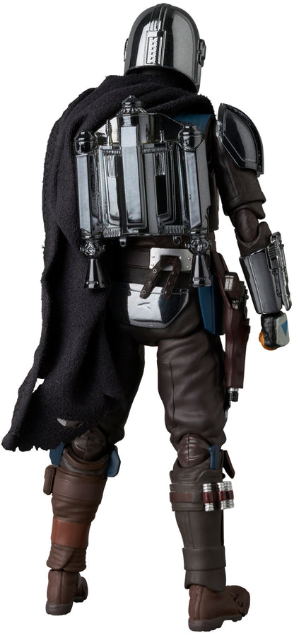 The Mandalorian Chrome Ver. Mafex Medicom Toys