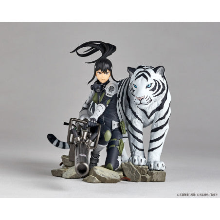 Mina Ashiro Kaiju No. 8 1/18 Scale Figure