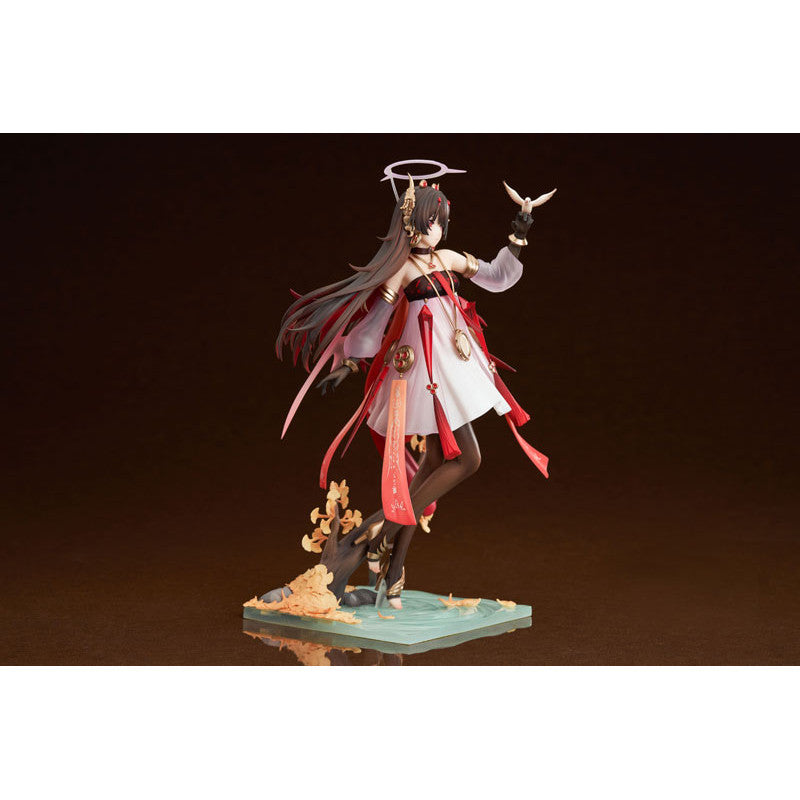 Lucia Plume, Eventide Glow Ver. Apex Innovation