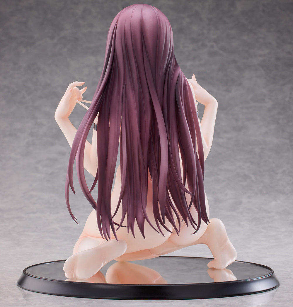 Kaori Tachibana Shiro High Leg Party Look