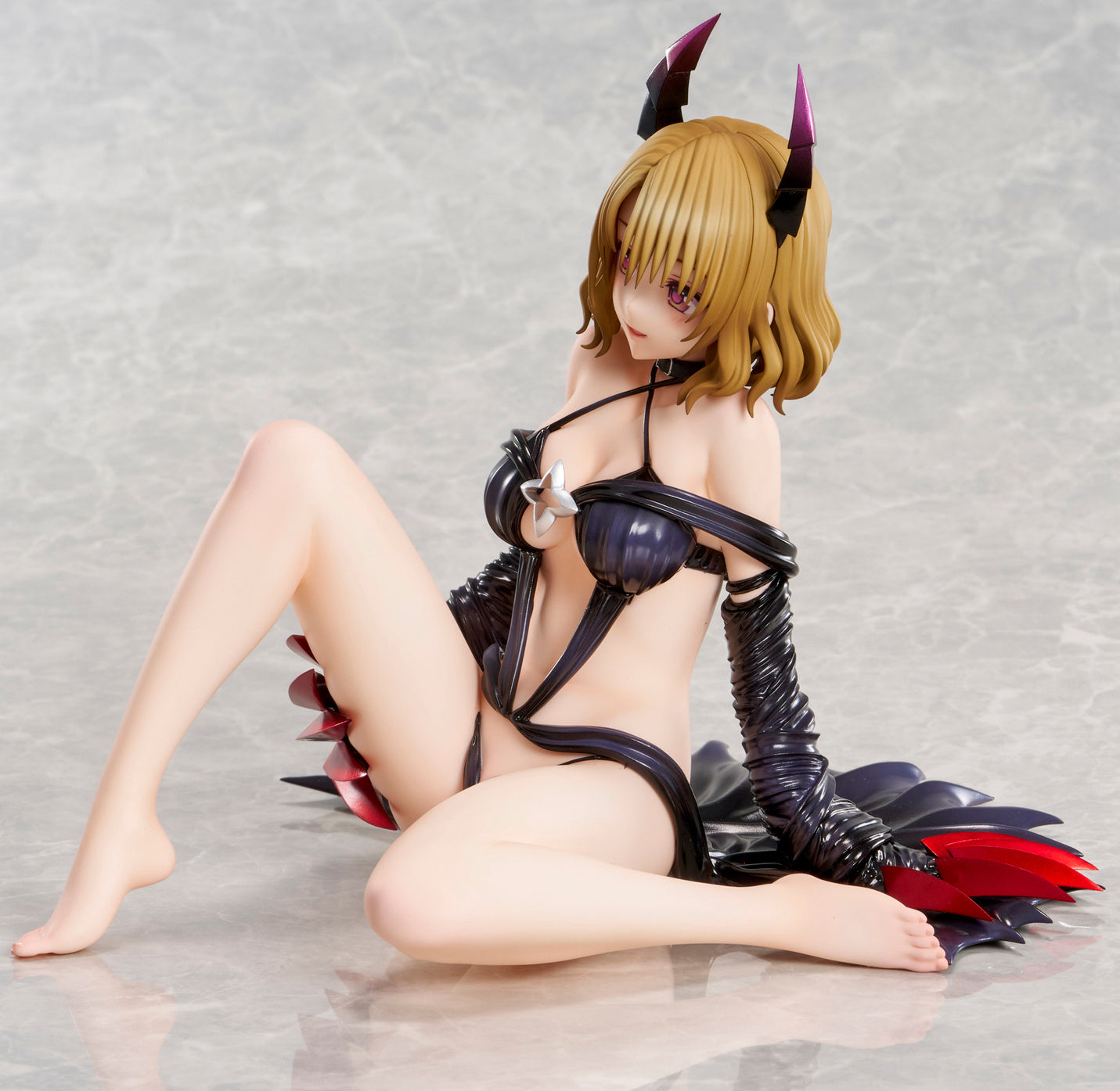 Momioka Risa - Darkness ver. - Union Creative