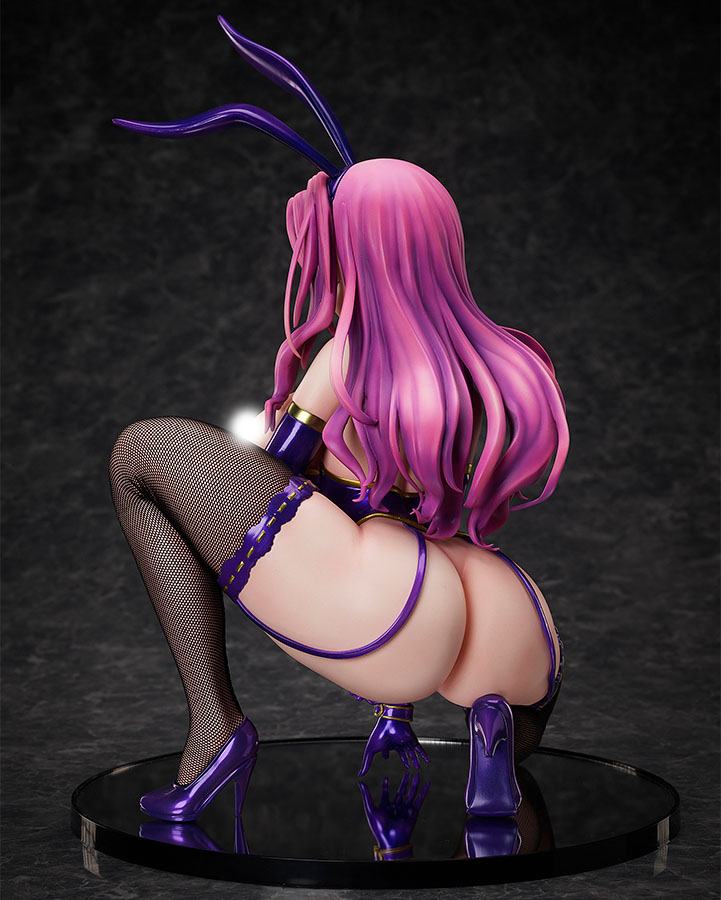 Creators Opinion PVC Statue Ayano Uzaki Bunny Ver. - Beschädigte Verpackung