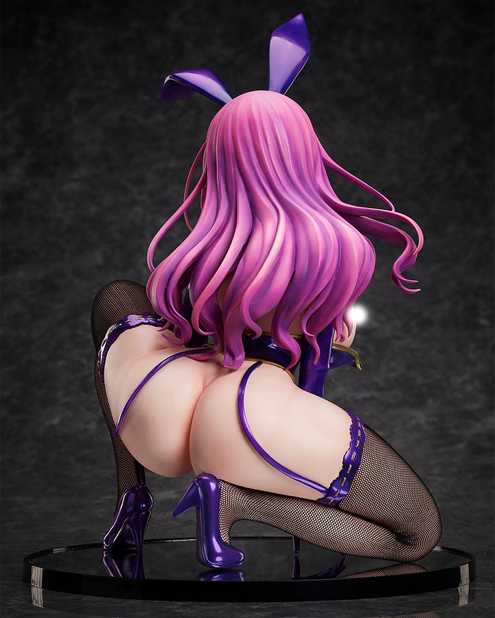 Creators Opinion PVC Statue Ayano Uzaki Bunny Ver. - Beschädigte Verpackung