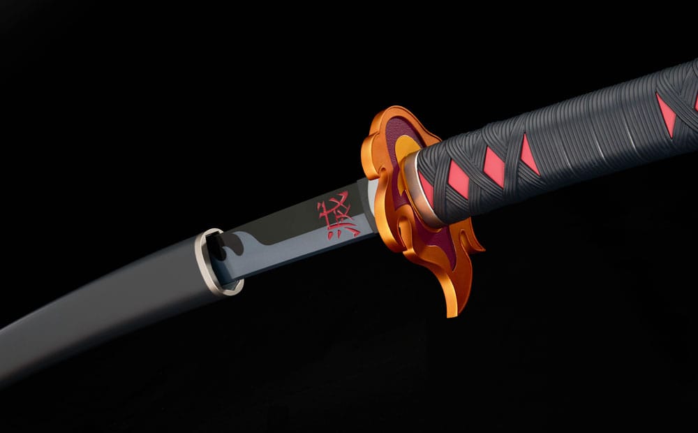 Nichirin Schwert (Tanjiro Kamado) Kyojuro Rengoku´s Sword Gueard Ver.  Bandai Tamashii Nations