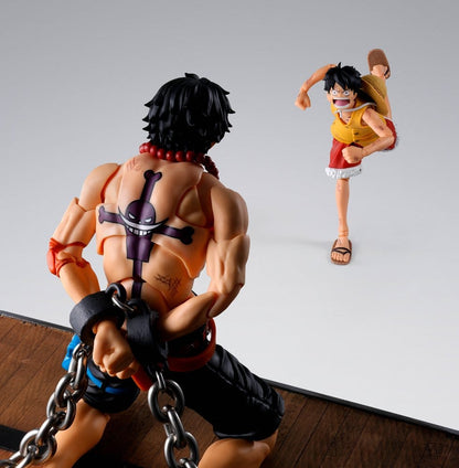 One Piece S.H. Figuarts Actionfigur Portgas D. Ace -Marineford- - Anime Figuren günstig kaufen