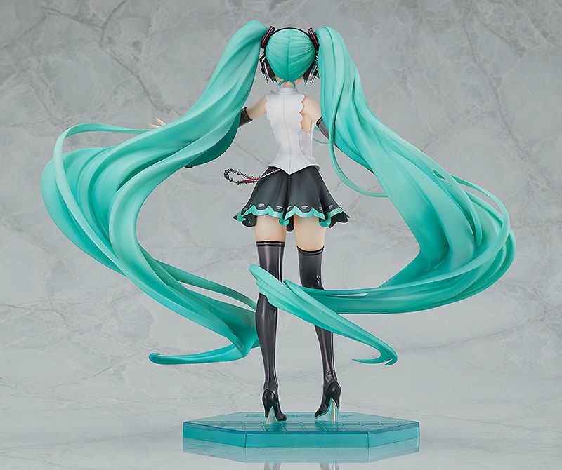 Hatsune Miku NT - 1/8 - 22 cm / Piapro Characters : Good Smile Company