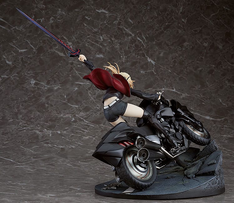 Altria Pendragon - Saber, (Alter), & Cuirassier Noir Ver. - Good Smile Company