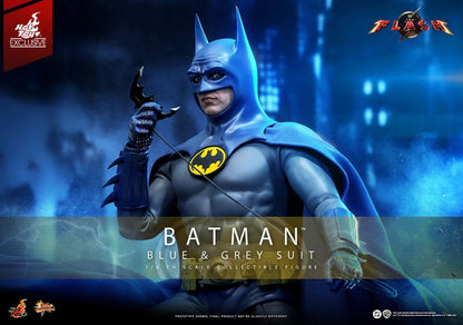 The Flash Movie Masterpiece Actionfigur Batman (Blue & Grey Suit) Limited Edition Hot Toys Exclusive - Anime Figuren günstig kaufen