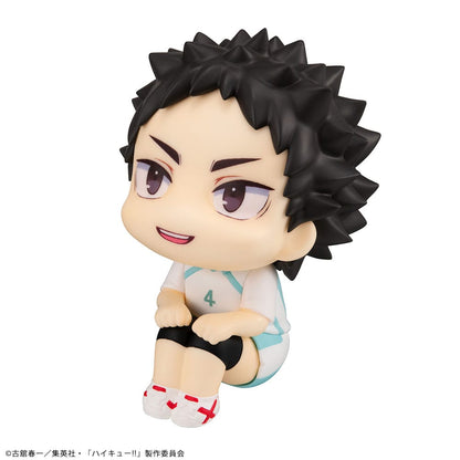 Hajime Iwaizumi Uniform Ver. Look Up MegaHouse