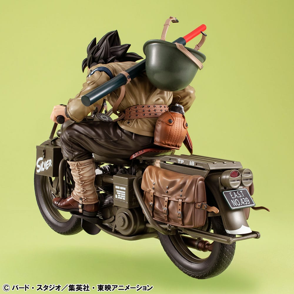 Diorama Son Goku & Bike Dragonball Z 05 Desktop Real McCoy MegaHouse