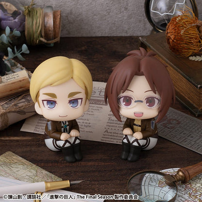 Hange Zoe & Erwin Smith (with gift) Look Up MegaHouse