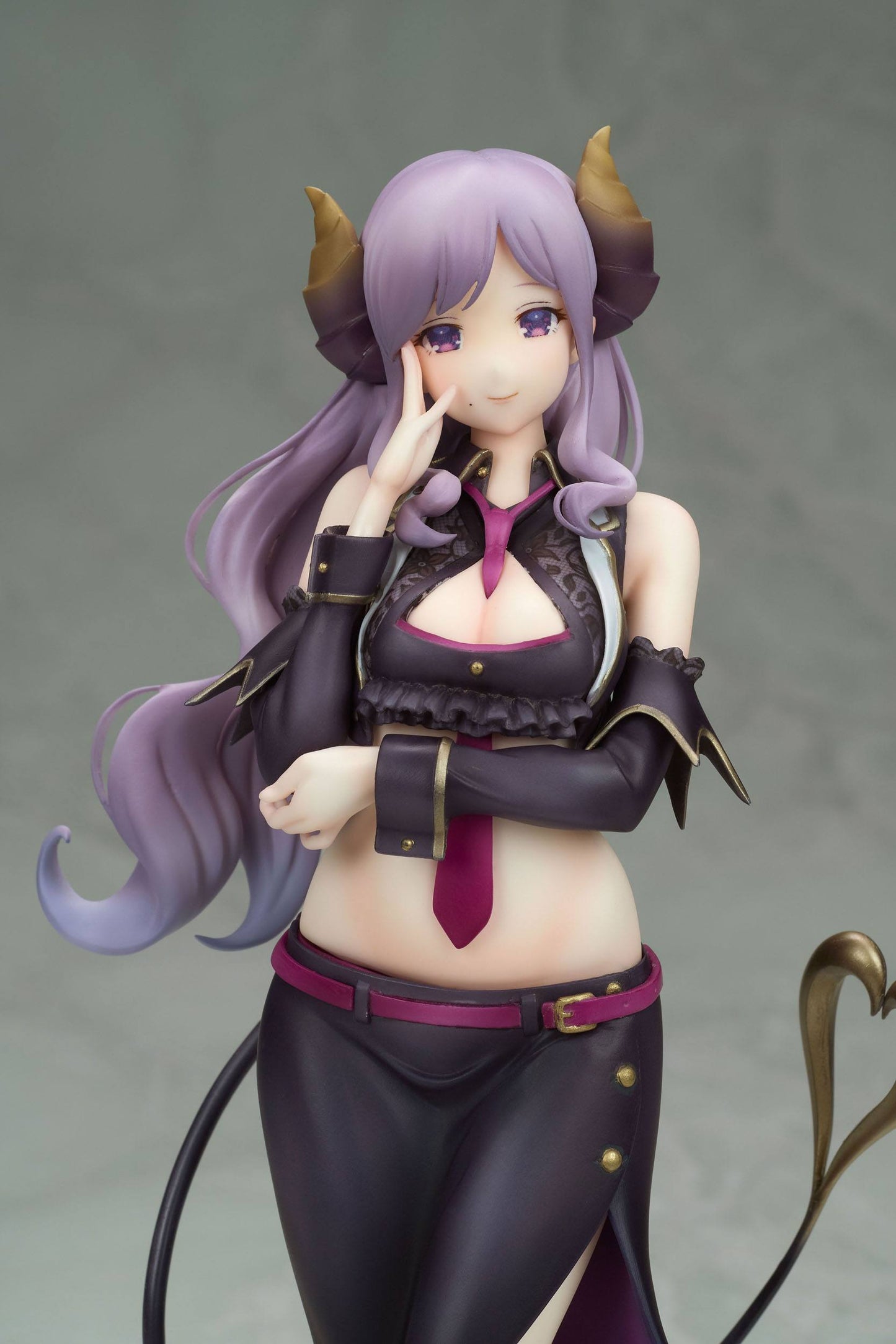 Saionji Mary - HoneyStrap - 774inc.