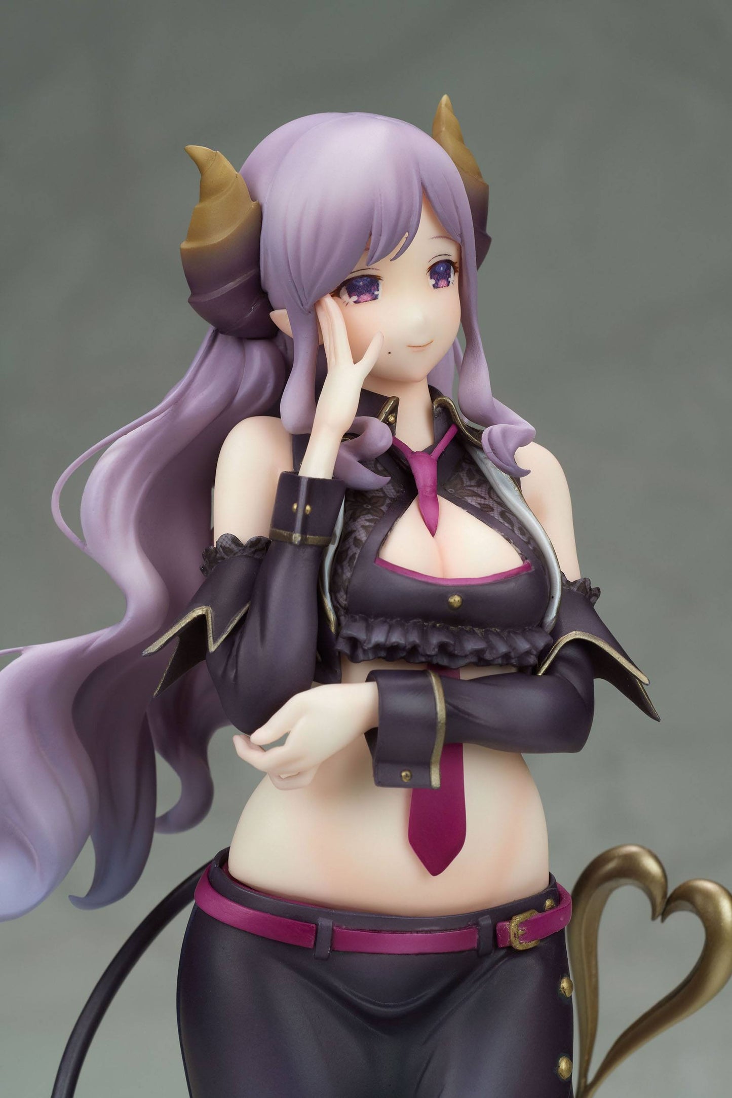 Saionji Mary - HoneyStrap - 774inc.