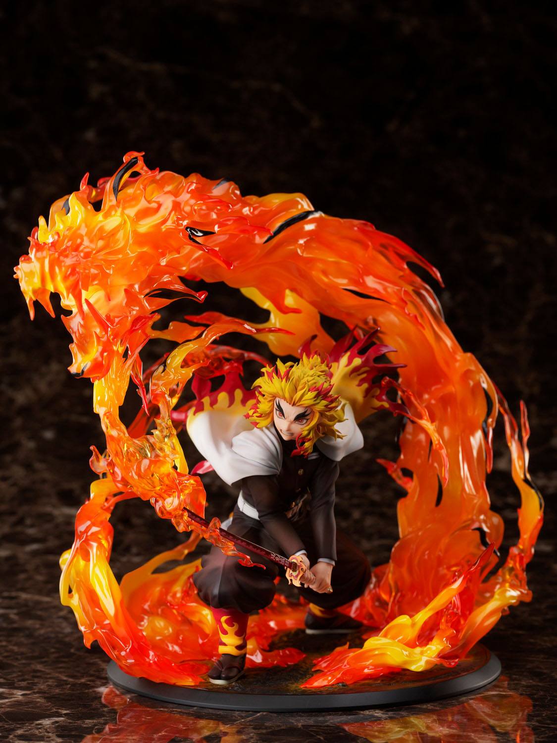 Kyojuro Rengoku Demon Slayer: Kimetsu no Yaiba Aniplex - Anime Figuren günstig kaufen